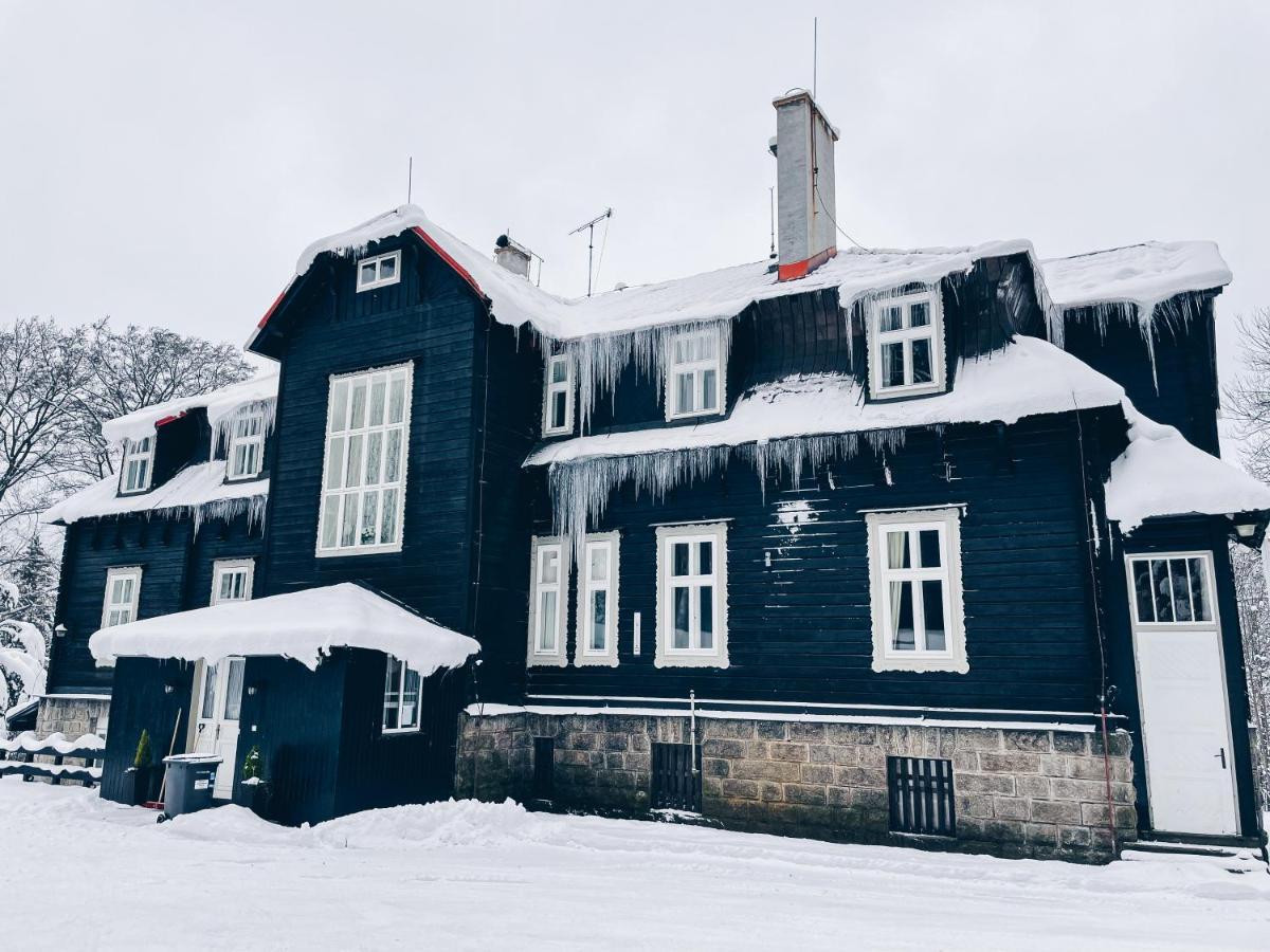 Chateau Holiday home Josefuv Dul